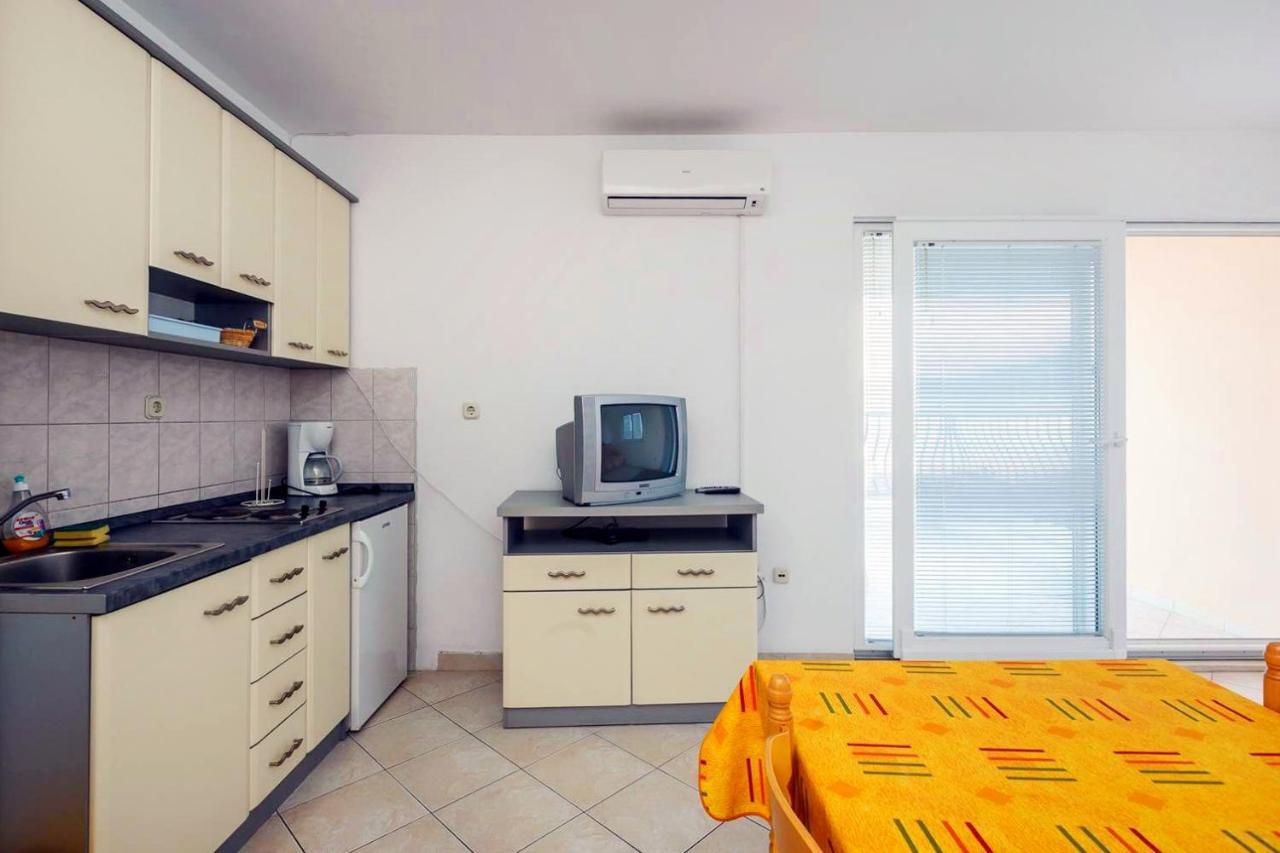 Apartments By The Sea Mastrinka, Ciovo - 4836 Trogir Exterior foto