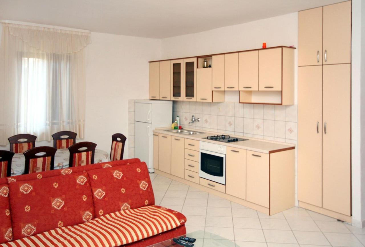Apartments By The Sea Mastrinka, Ciovo - 4836 Trogir Exterior foto
